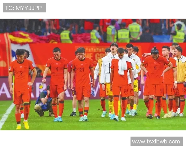 中国足球明星的辉煌与困境揭示了体育背后的深层次问题与挑战